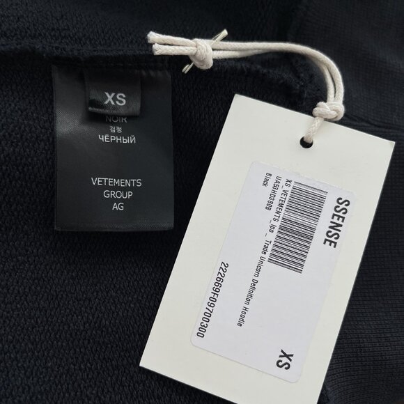 VETEMENTS - IPO Trade Unicorn Definition Venture Capitalist Hoodie FW22 - Picture 10 of 16